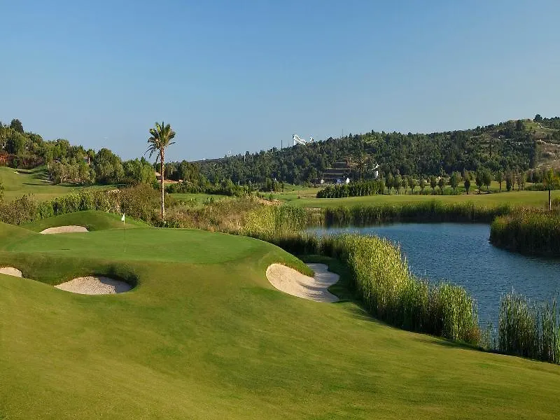 Amendoeira Golf Resort Armação de Pêra 4*,